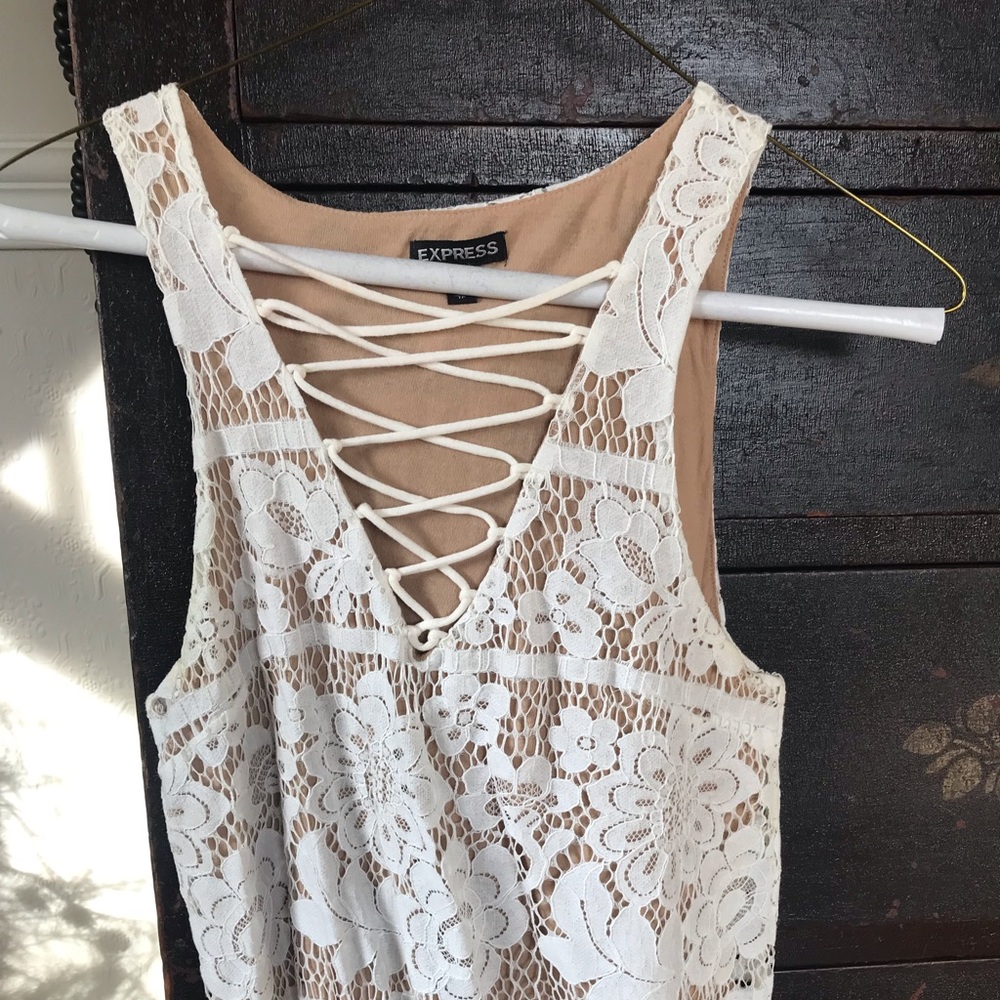 Express white lace tank top
